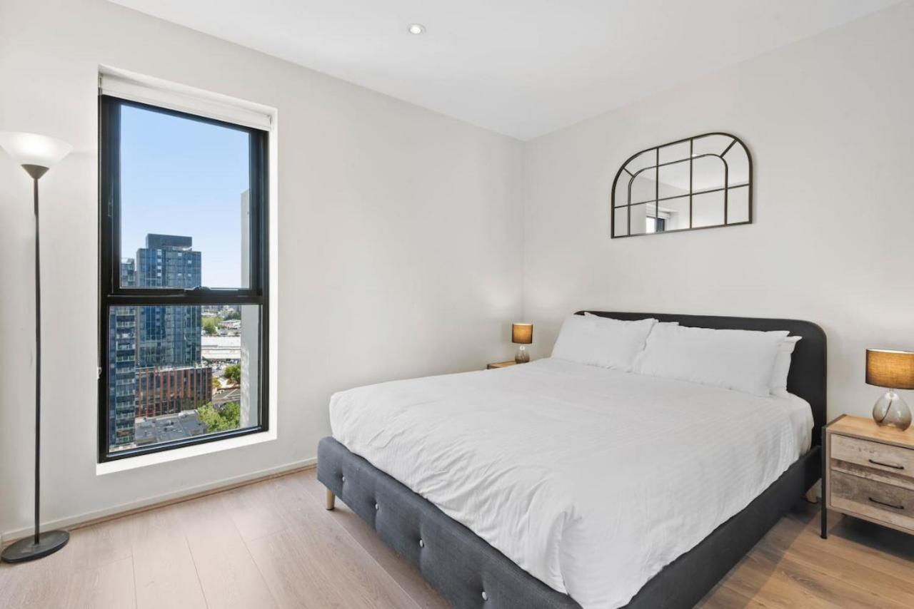 Apartment Modern With View