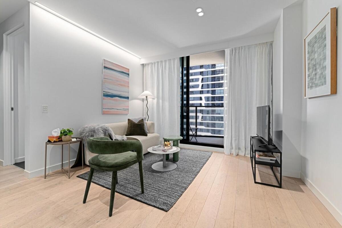 Designer Dream City Living * Melbourne