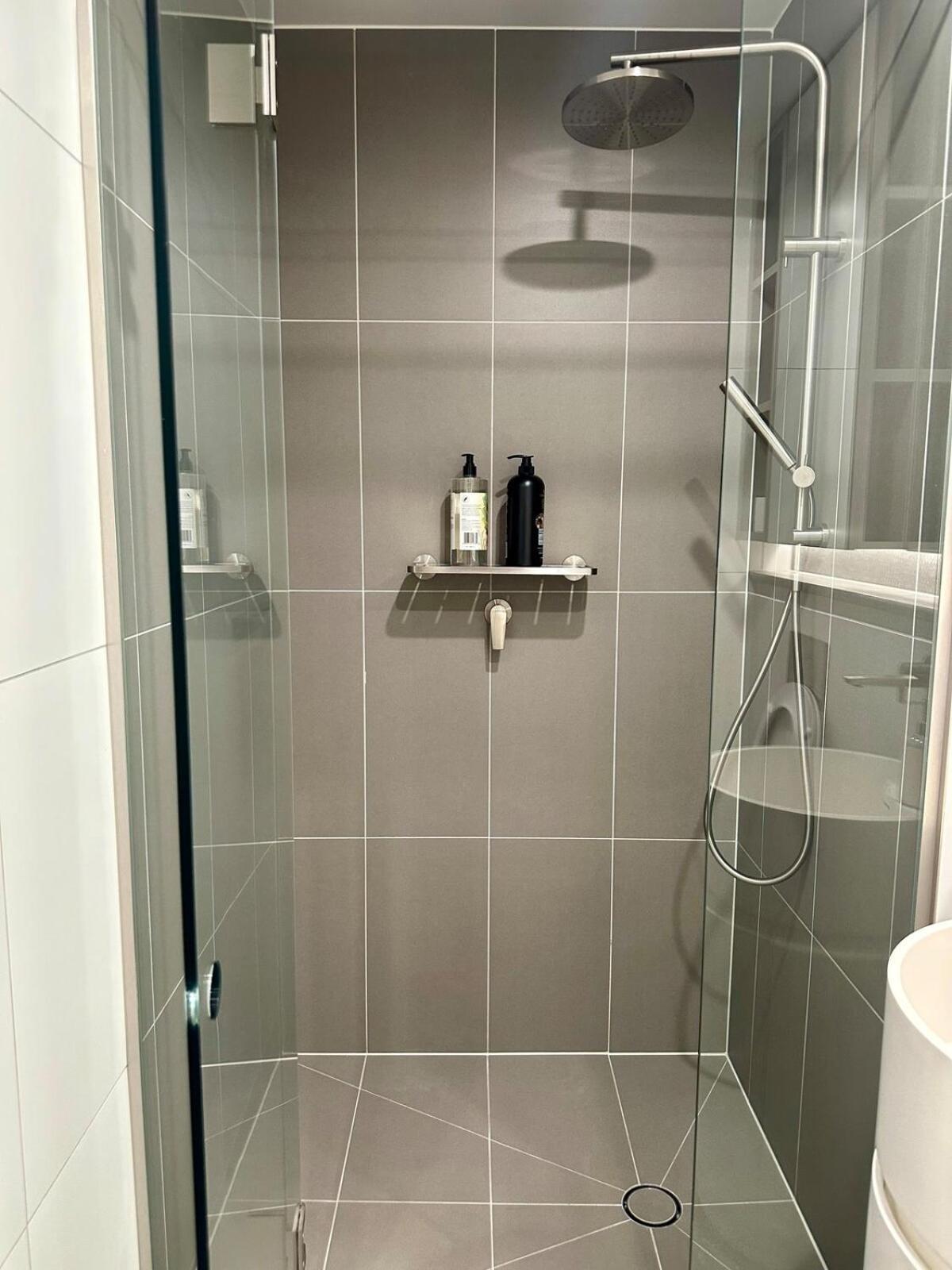 Apartment 380 Lonsdale