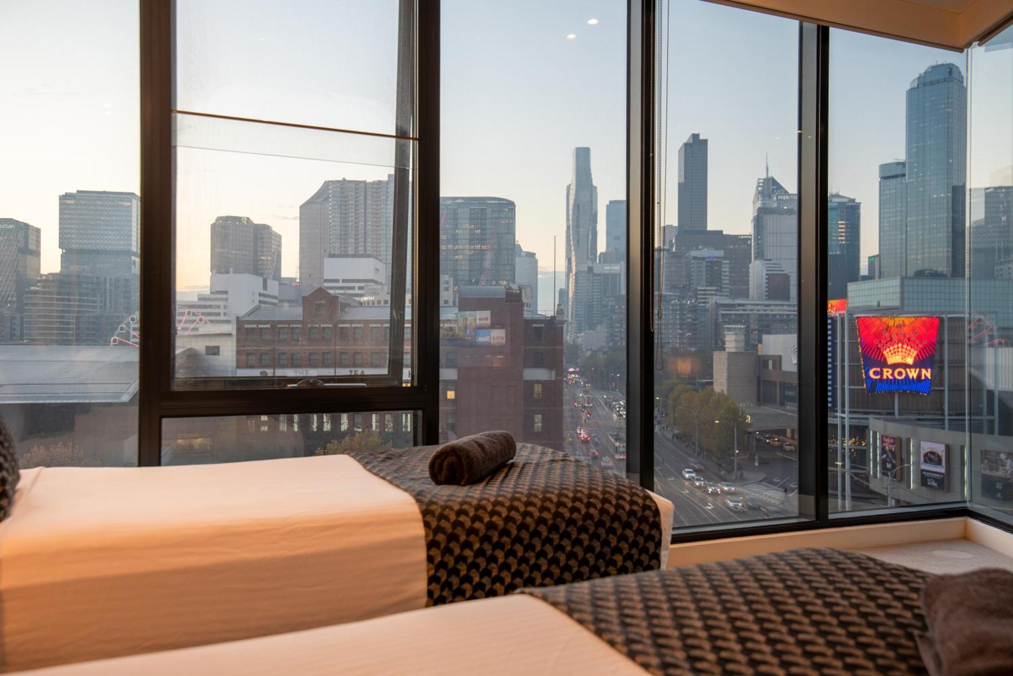 Apartment Executive 4 Bedroom Near Mcec Casino