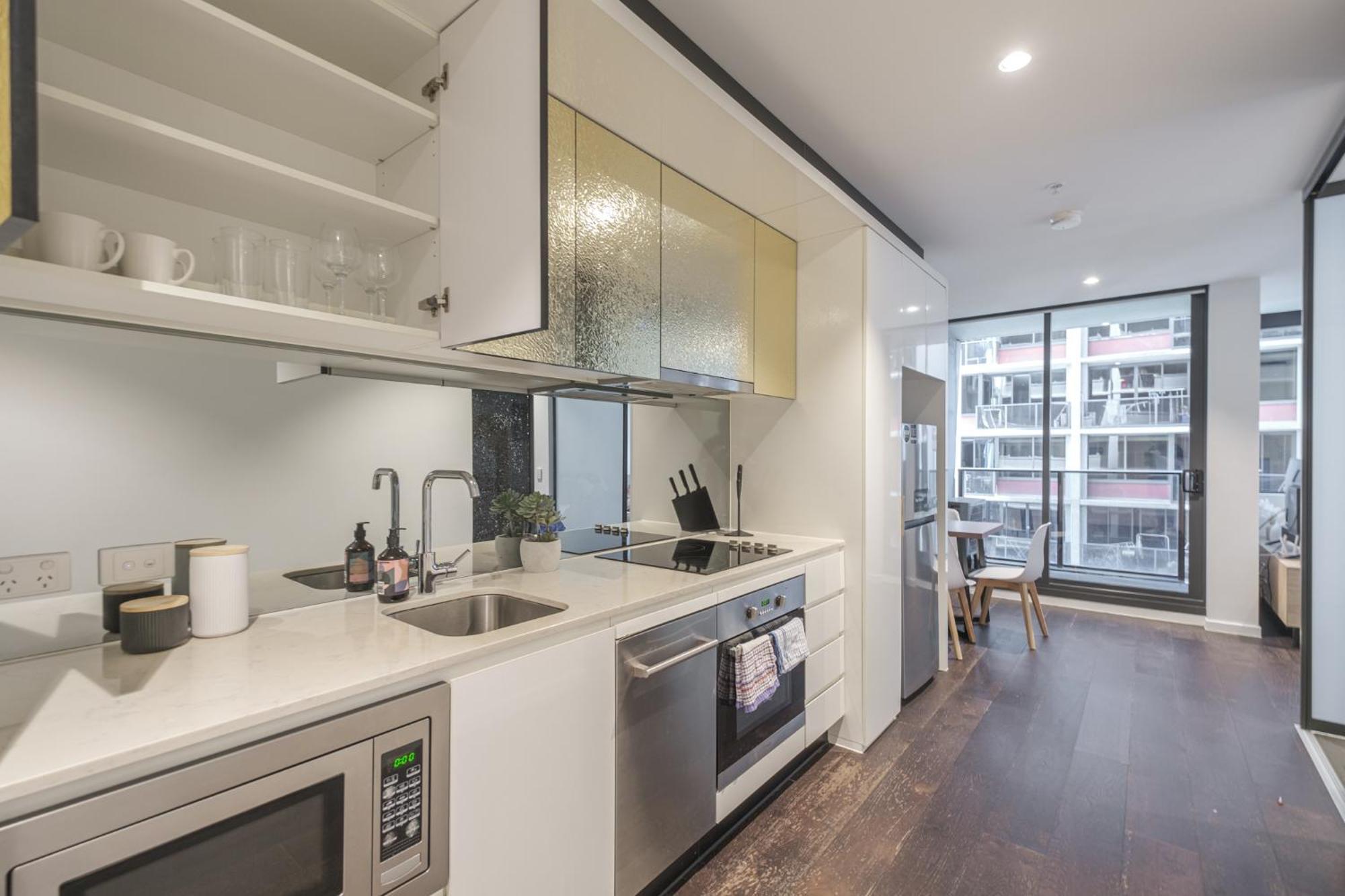 Beautiful 1br In Melburnepoolgym *