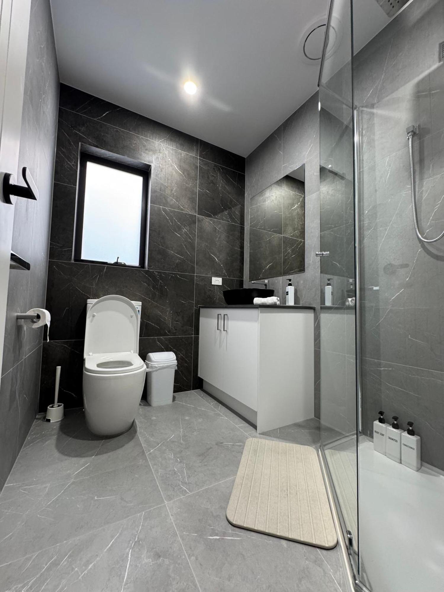Modern In Fawkner Holiday home Melbourne
