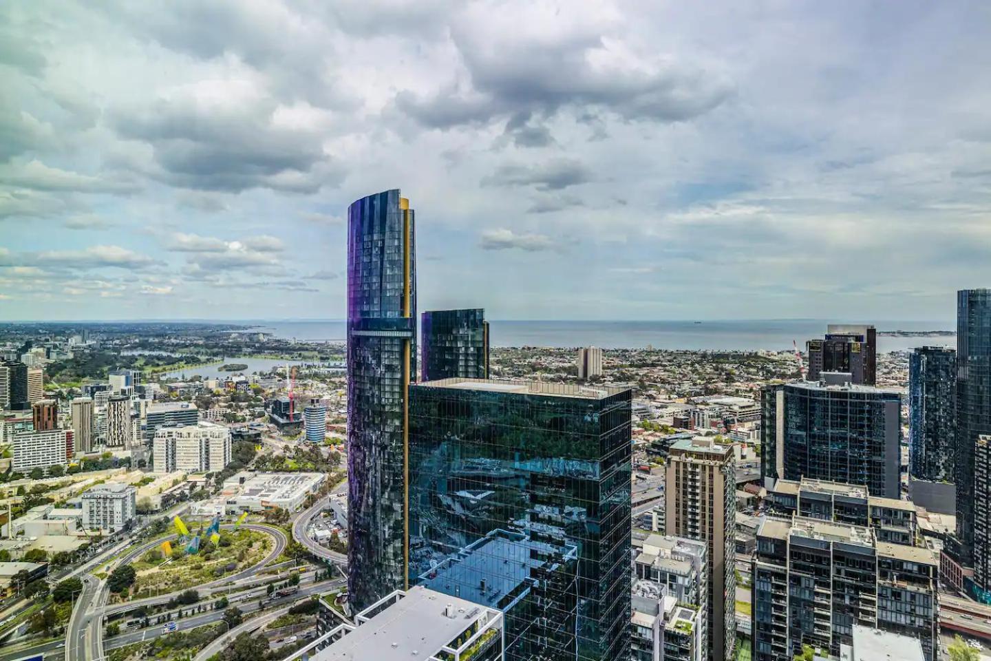 Australia 108-exclusive Luxury, Spectacular Views Apartment