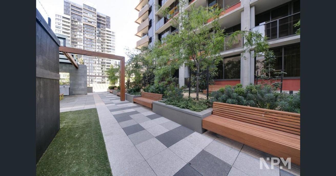 L3006 Penthouse With Balcony Gym Pool Sauna And Garden *