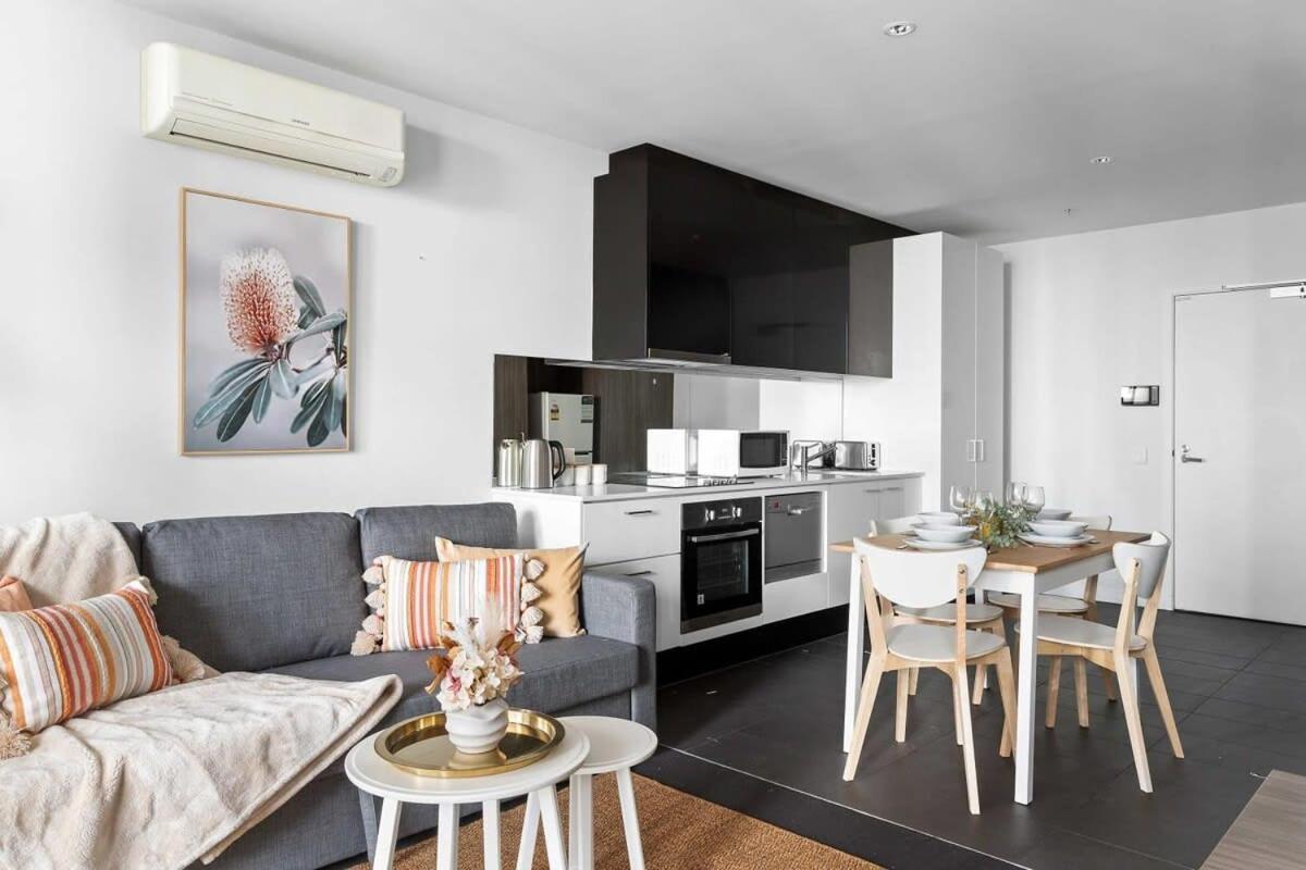 Apartment A Cozy 2br On Spencer St With Free Parking Melbourne