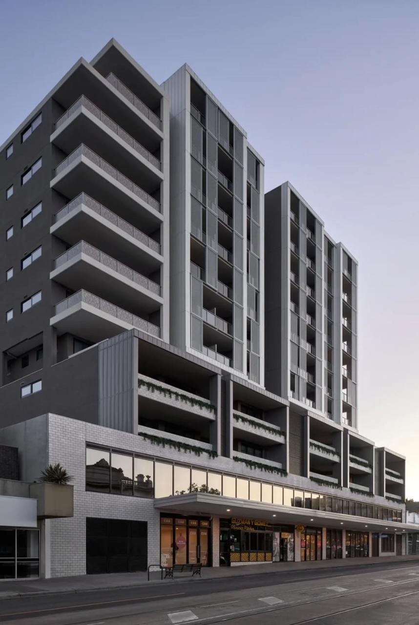 Luxury 2 Bed In Elsternwick With Views Of Apartment Melbourne