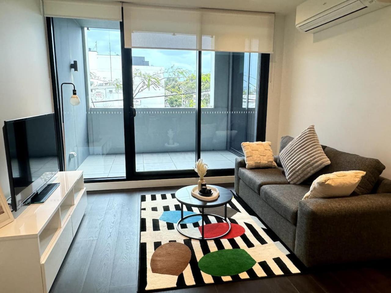 Apartment Beauty 2bed Parking West Mel Melbourne