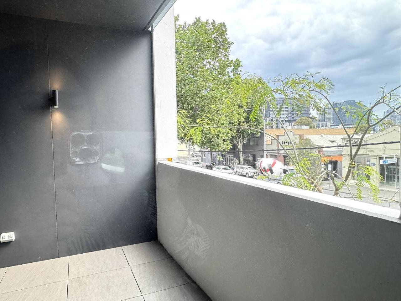 Apartment Beauty 2bed Parking West Mel Melbourne