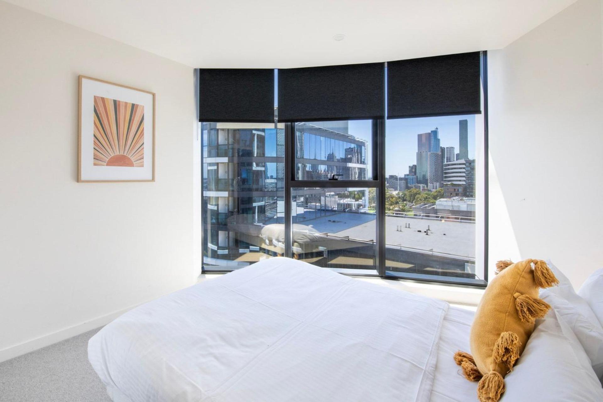 Apartment Urban Oasis With Pool And Gym In West Melbourne