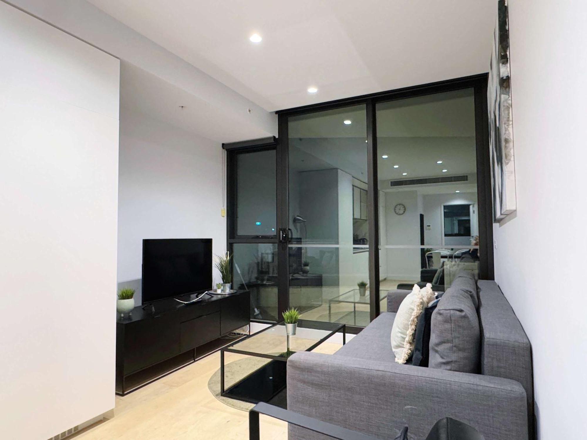 Bright & Modern 2br On Iconic Chapel Street *