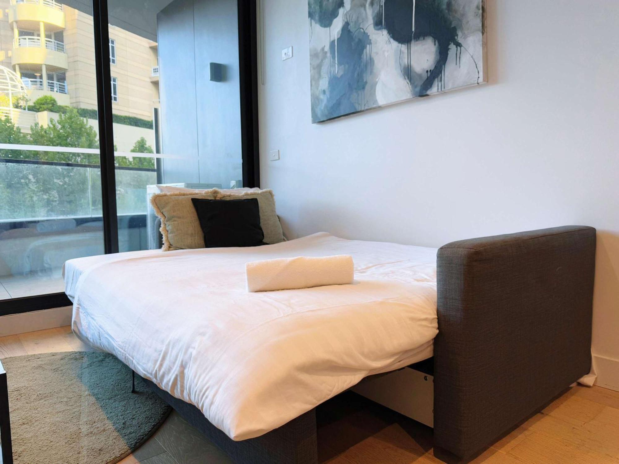Apartment Bright & Modern 2br On Iconic Chapel Street *