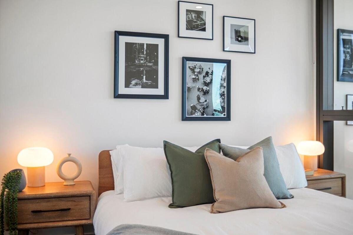 Amazing Cbd With Epic Views And Free Parking! *