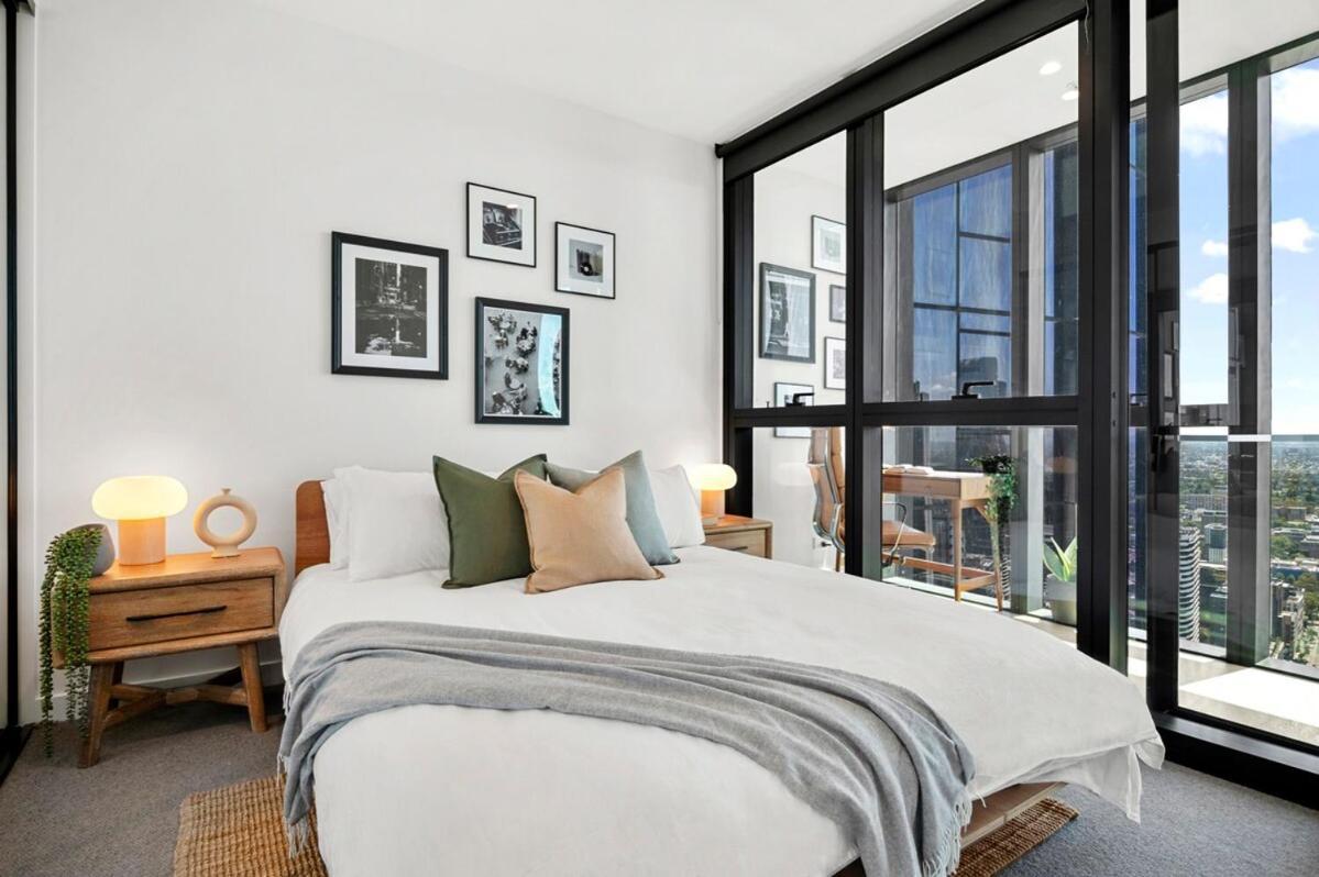 Apartment Amazing Cbd With Epic Views And Free Parking!