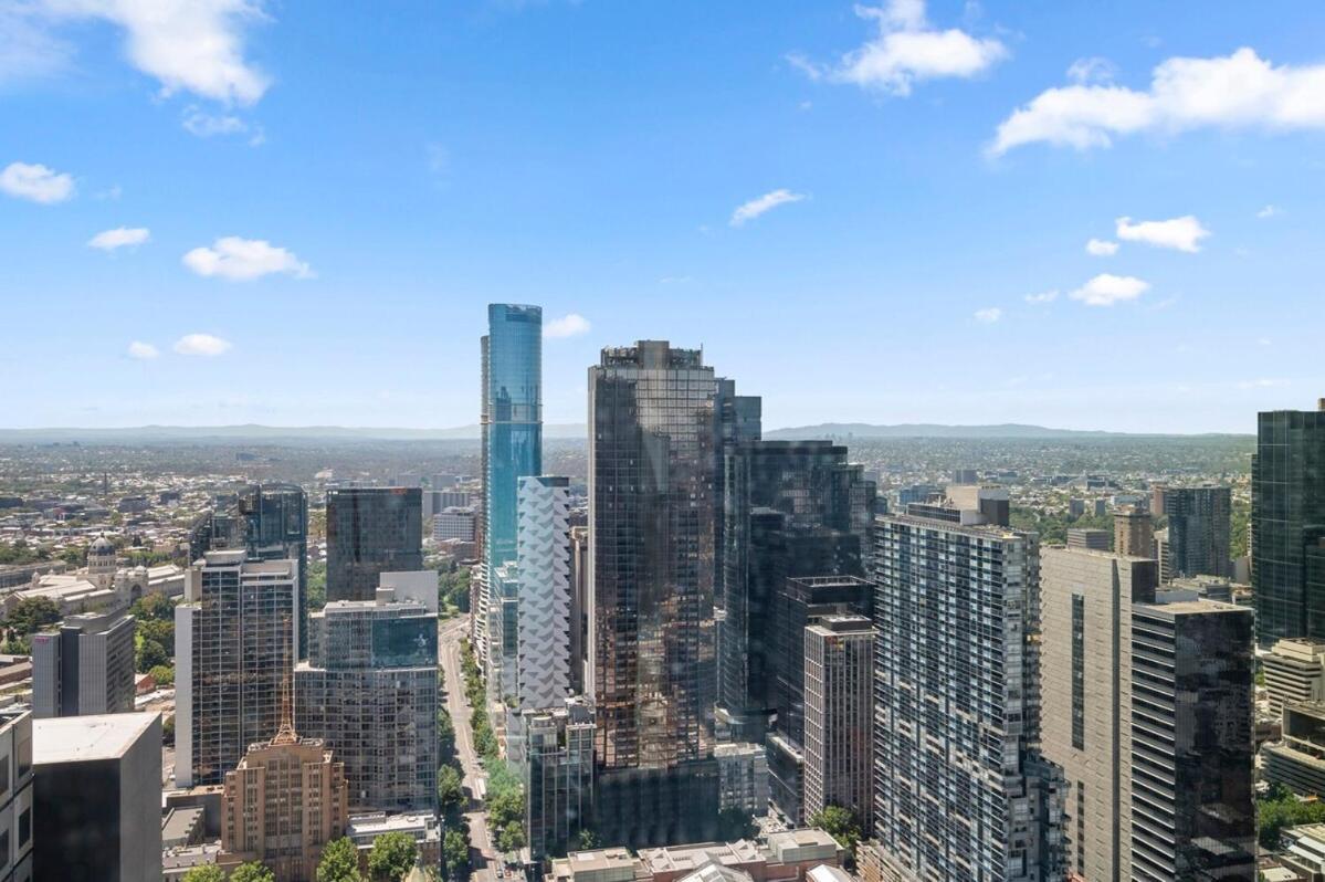 Amazing Cbd With Epic Views And Free Parking! *