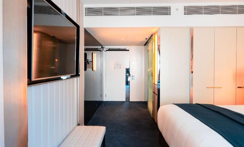 The Royce 5* Melbourne
