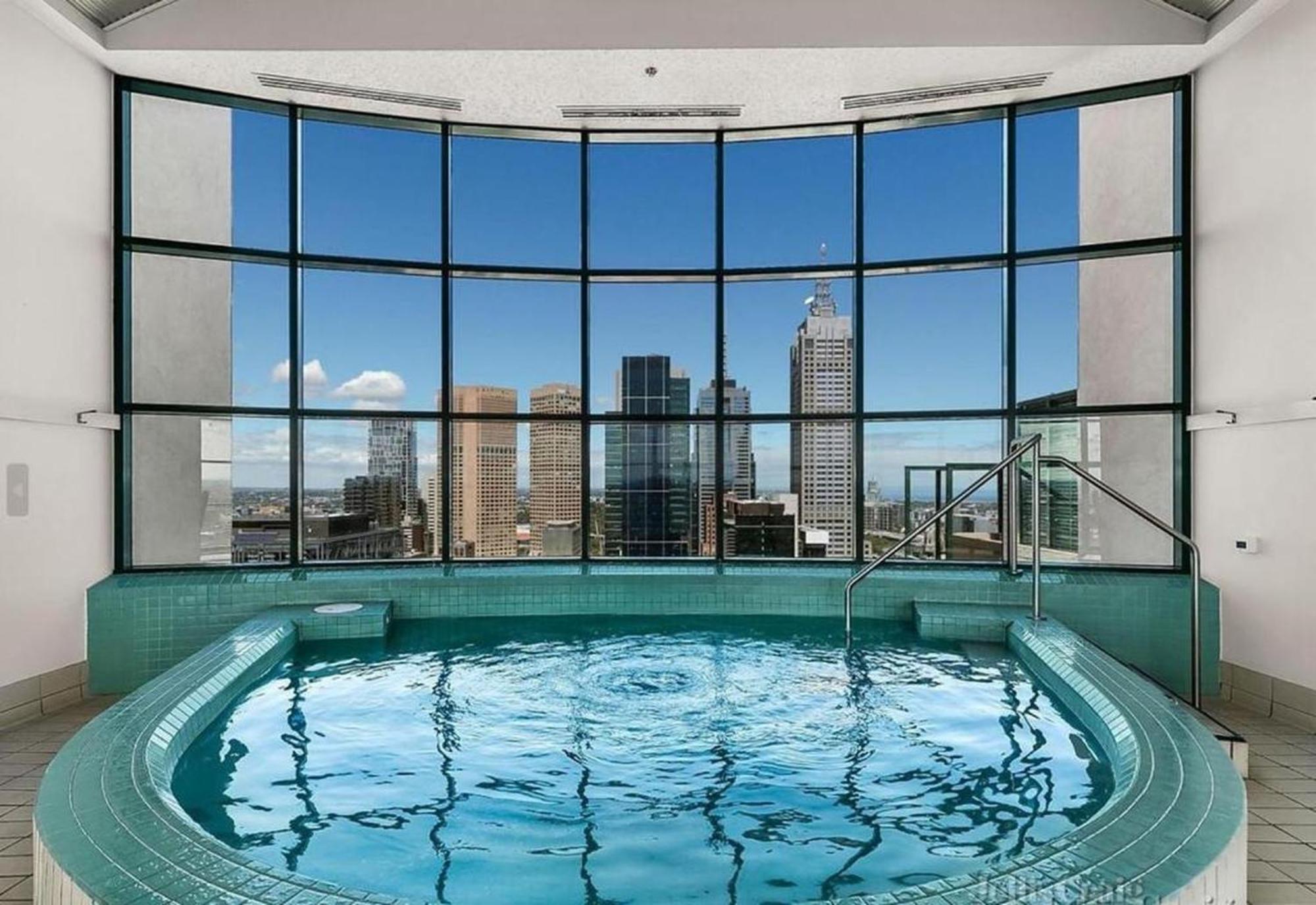 Regency Towers Melbourne