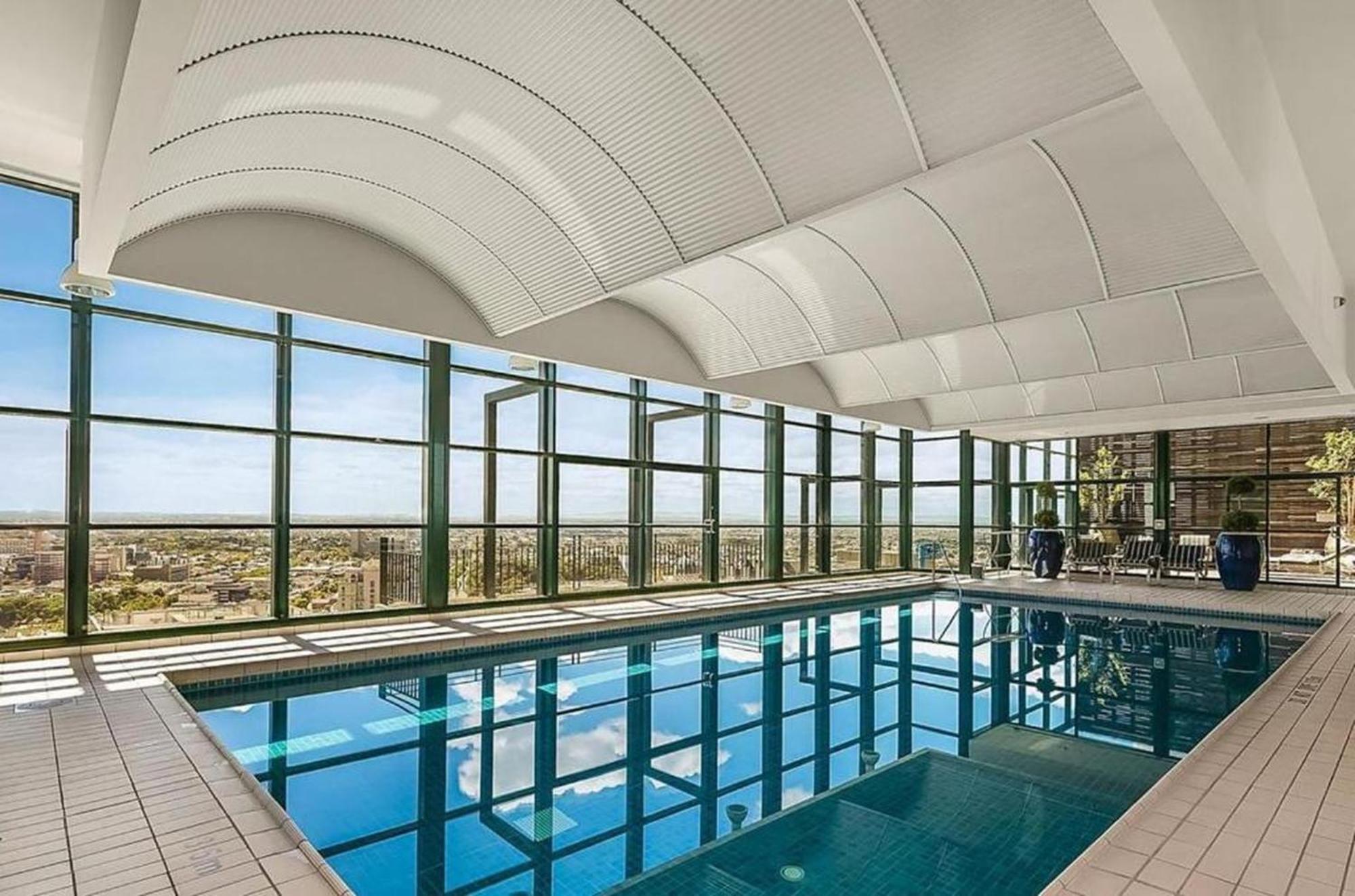 Apartment Regency Towers Melbourne