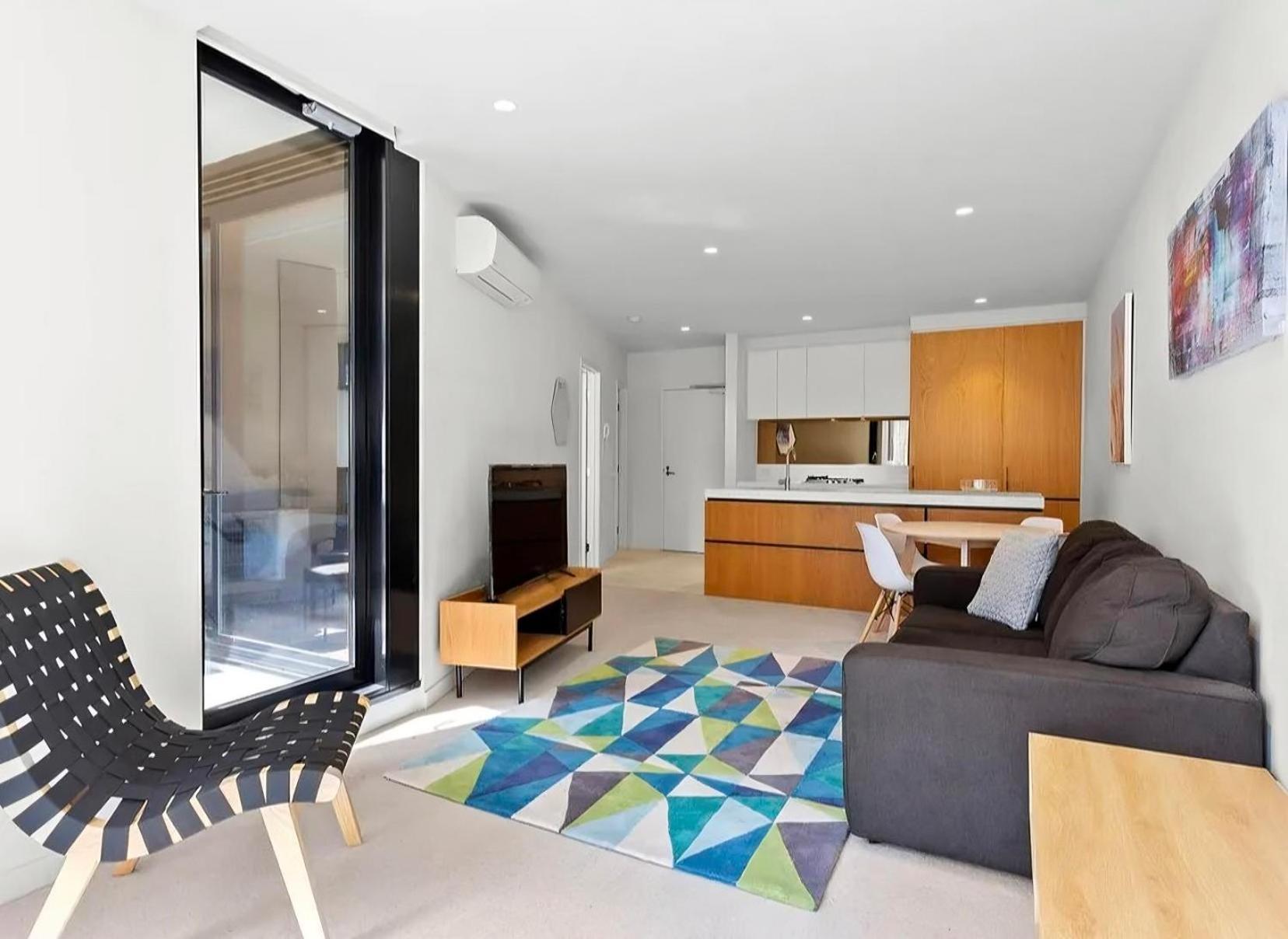 Apartment Wow Self-contained On Daly *
