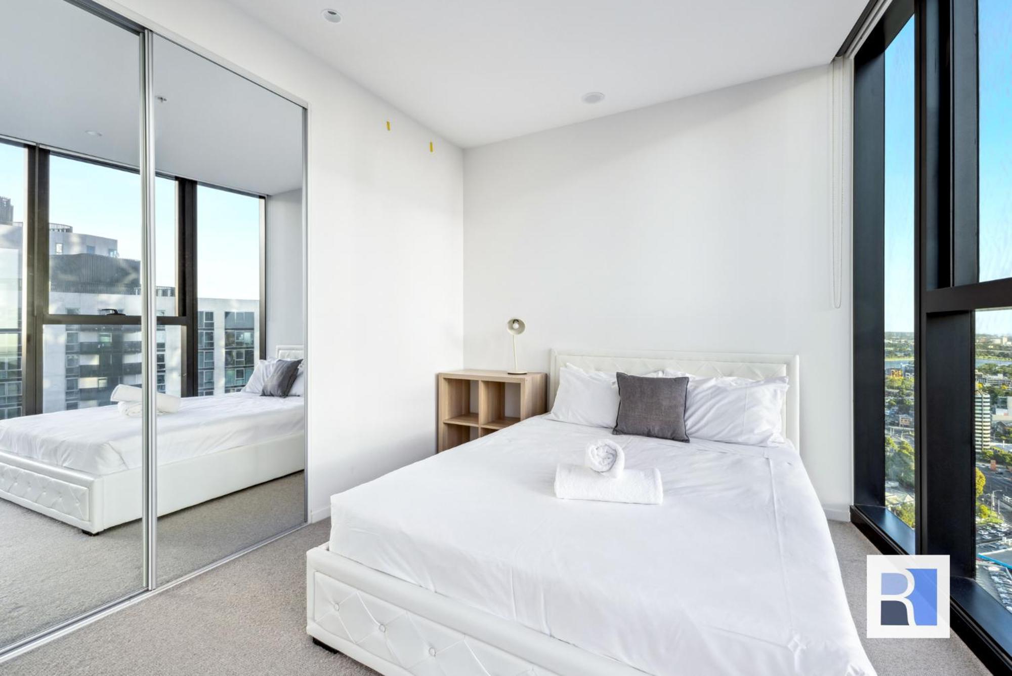 Rest Square Apartment