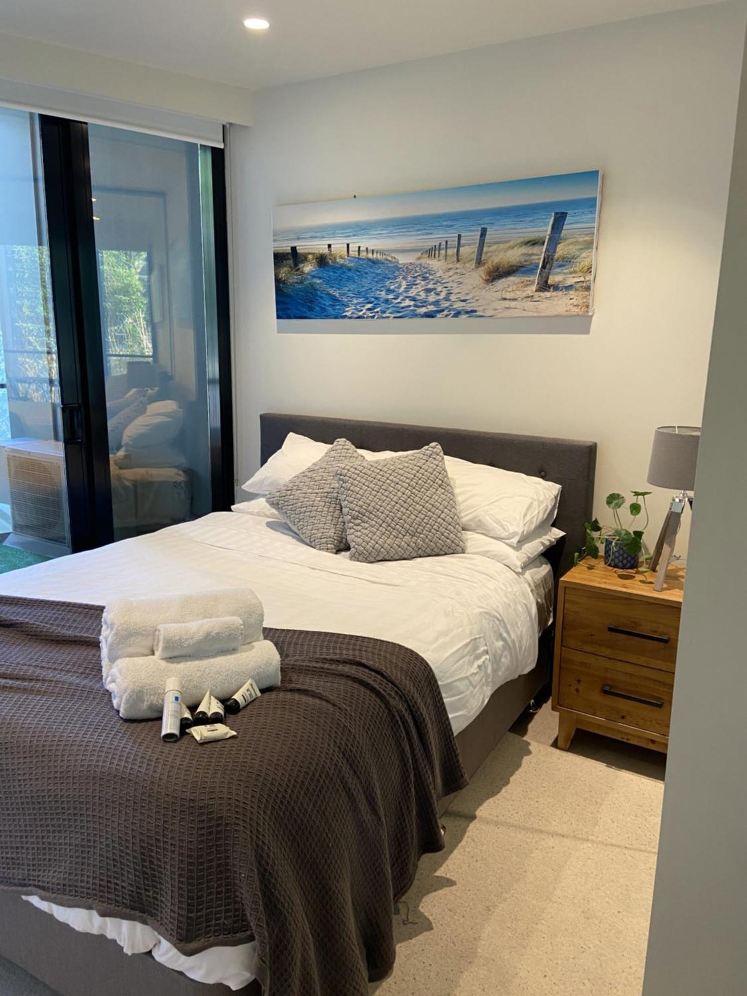 Wow Self-contained On Daly Apartment *