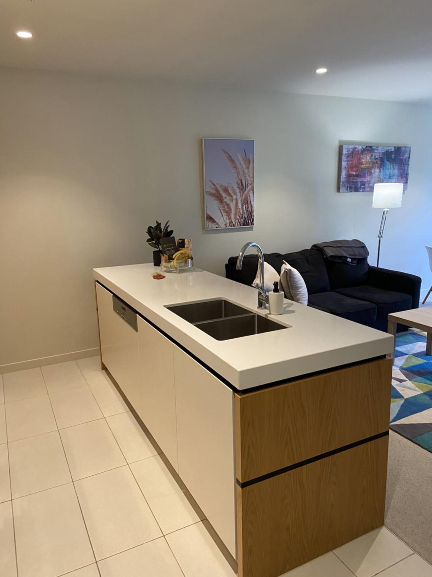Wow Self-contained On Daly * Melbourne