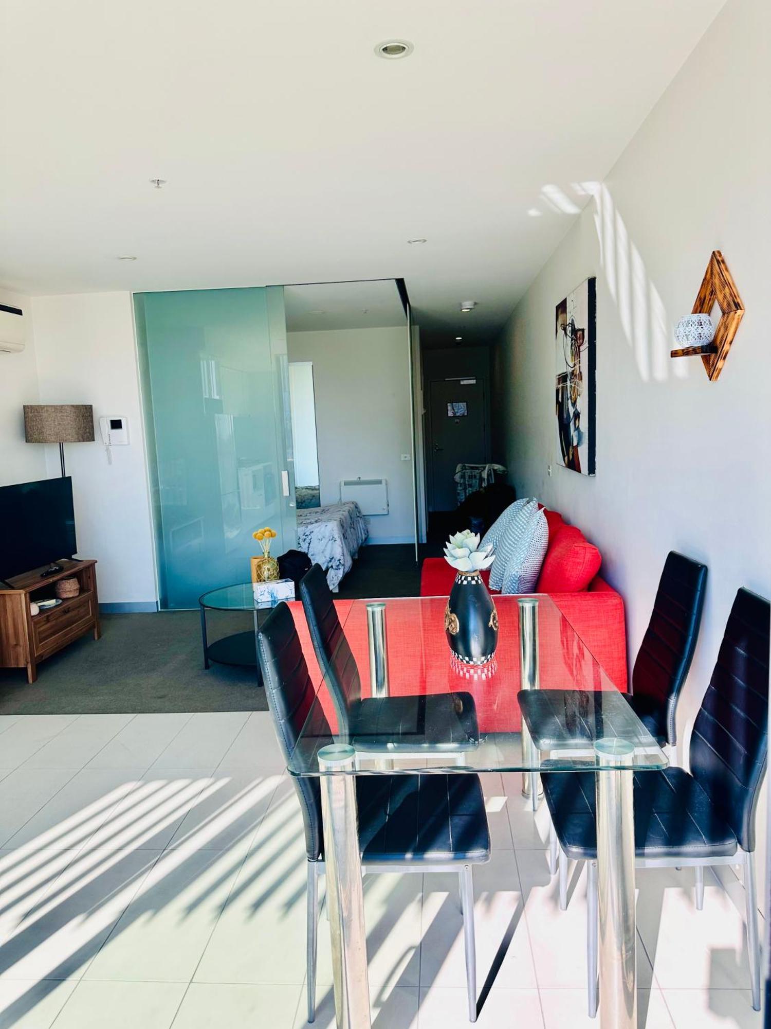 Apartment Premium With Balcony And Free Tram Access *