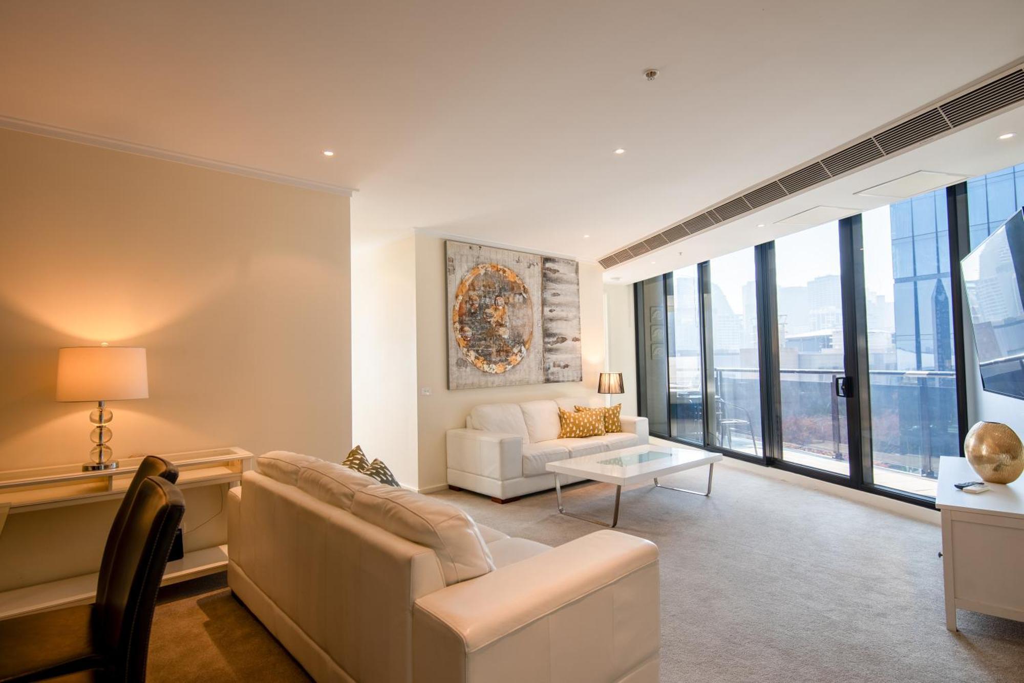 7-bedroom Neighbouring Opposite Casino *