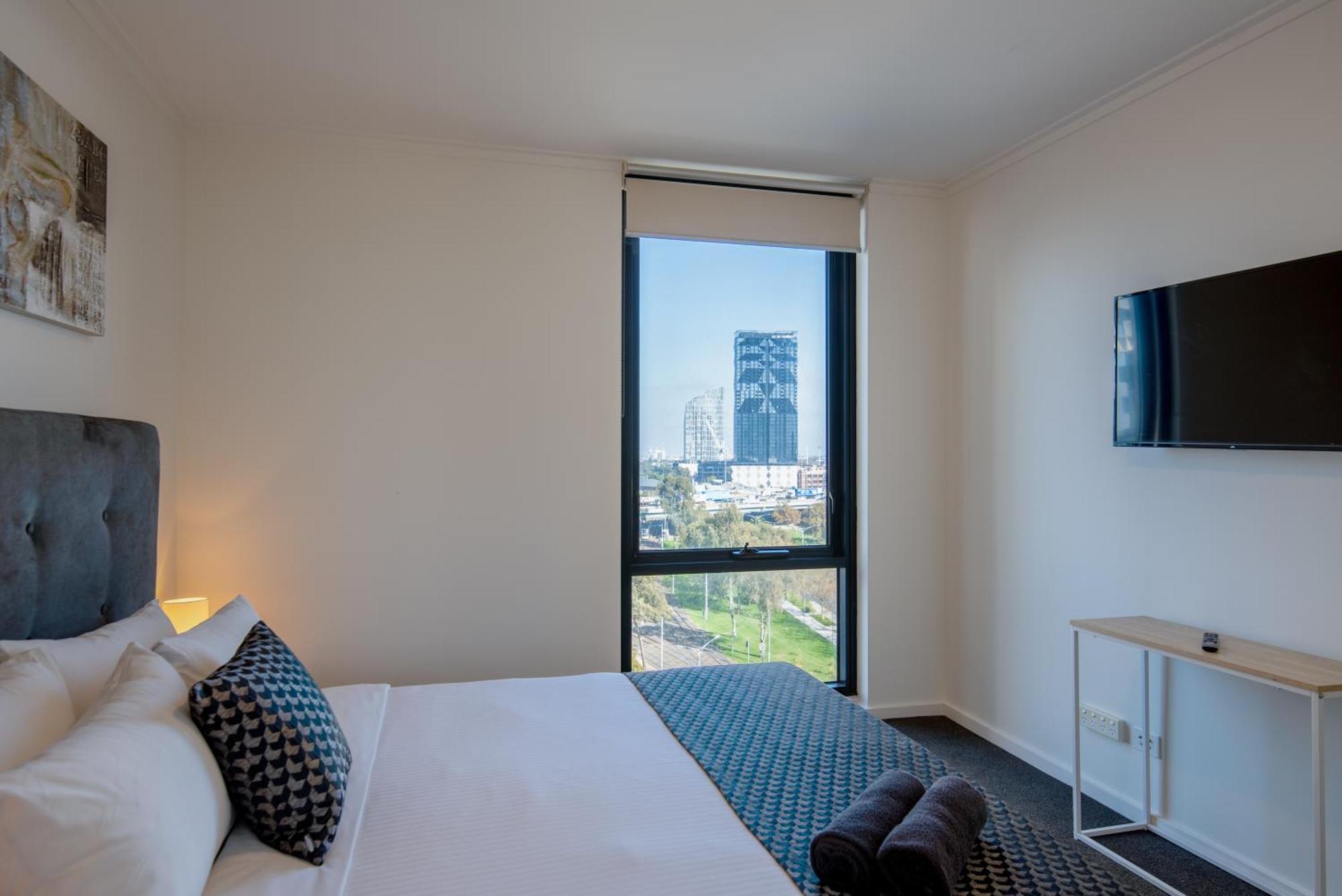 7-bedroom Neighbouring Opposite Casino Melbourne