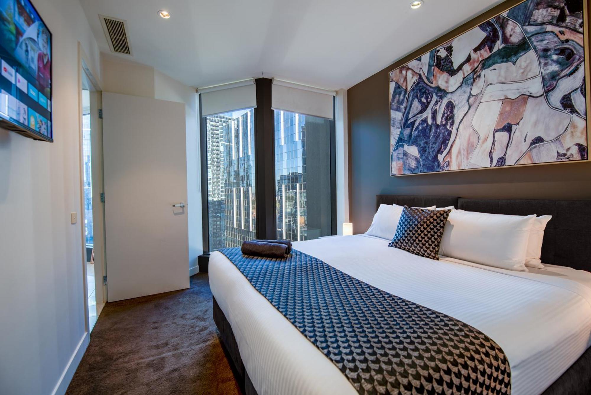 Apartment Freshwater Place - 2 Identical, 3-bedroom Apts Melbourne