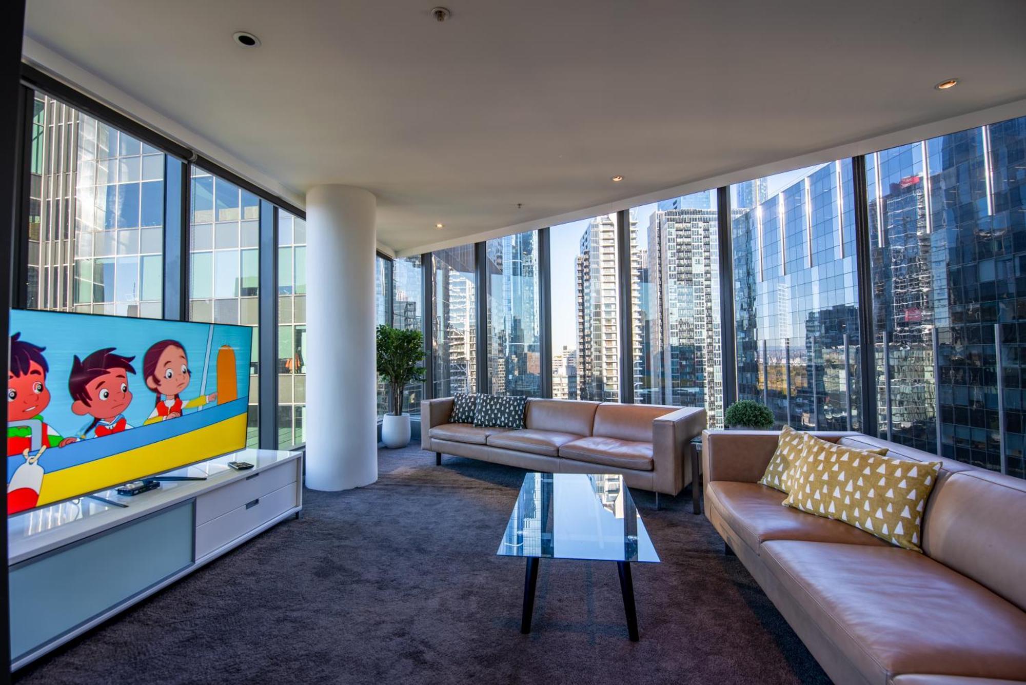 Freshwater Place - 2 Identical, 3-bedroom Apts Melbourne