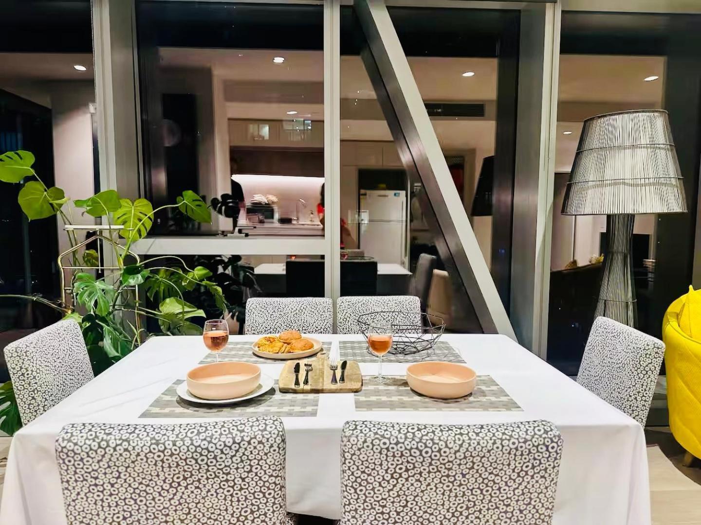 Royal Executive Living Executive Retreat Residency 41 Apartment *