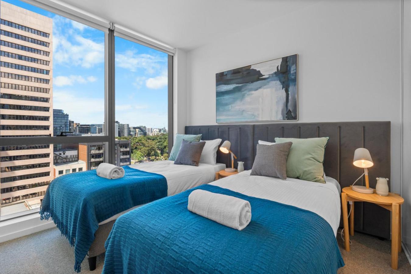 The Oasis - Brand New 2bedroom With Parking, Heated Pool And Gym Melbourne