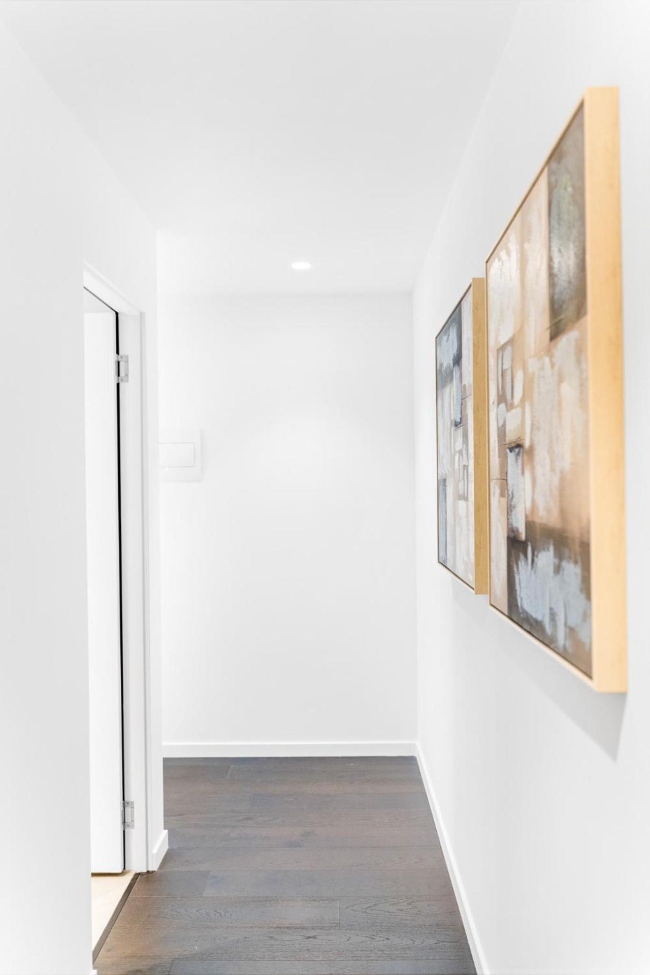 The Oasis - Brand New 2bedroom With Parking, Heated Pool And Gym Apartment