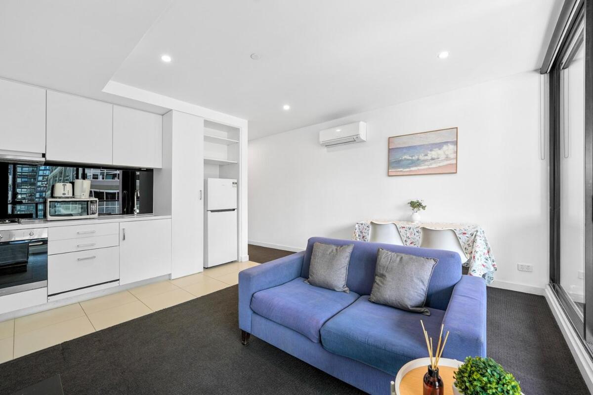 Large Balcony Glorious Sunshine-central Mel 1b1b