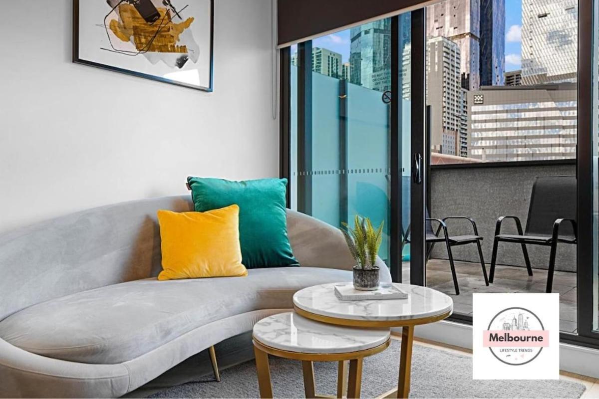 Modern Soho Duplex Free Parking - View Apartment *