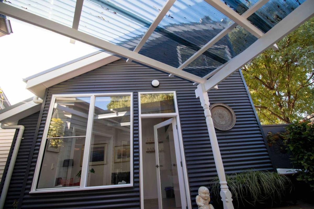Holiday home Boutique Loft In Flemington Including Continental Breakfast