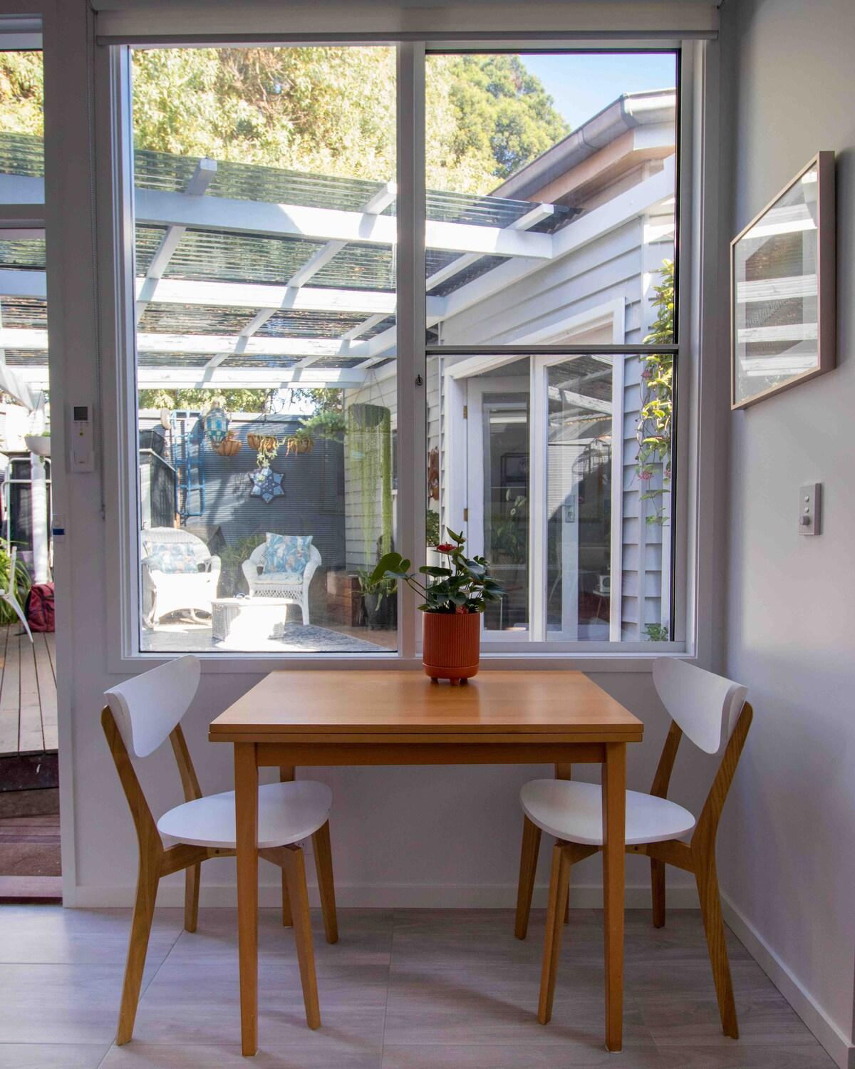 Holiday home Boutique Loft In Flemington Including Continental Breakfast