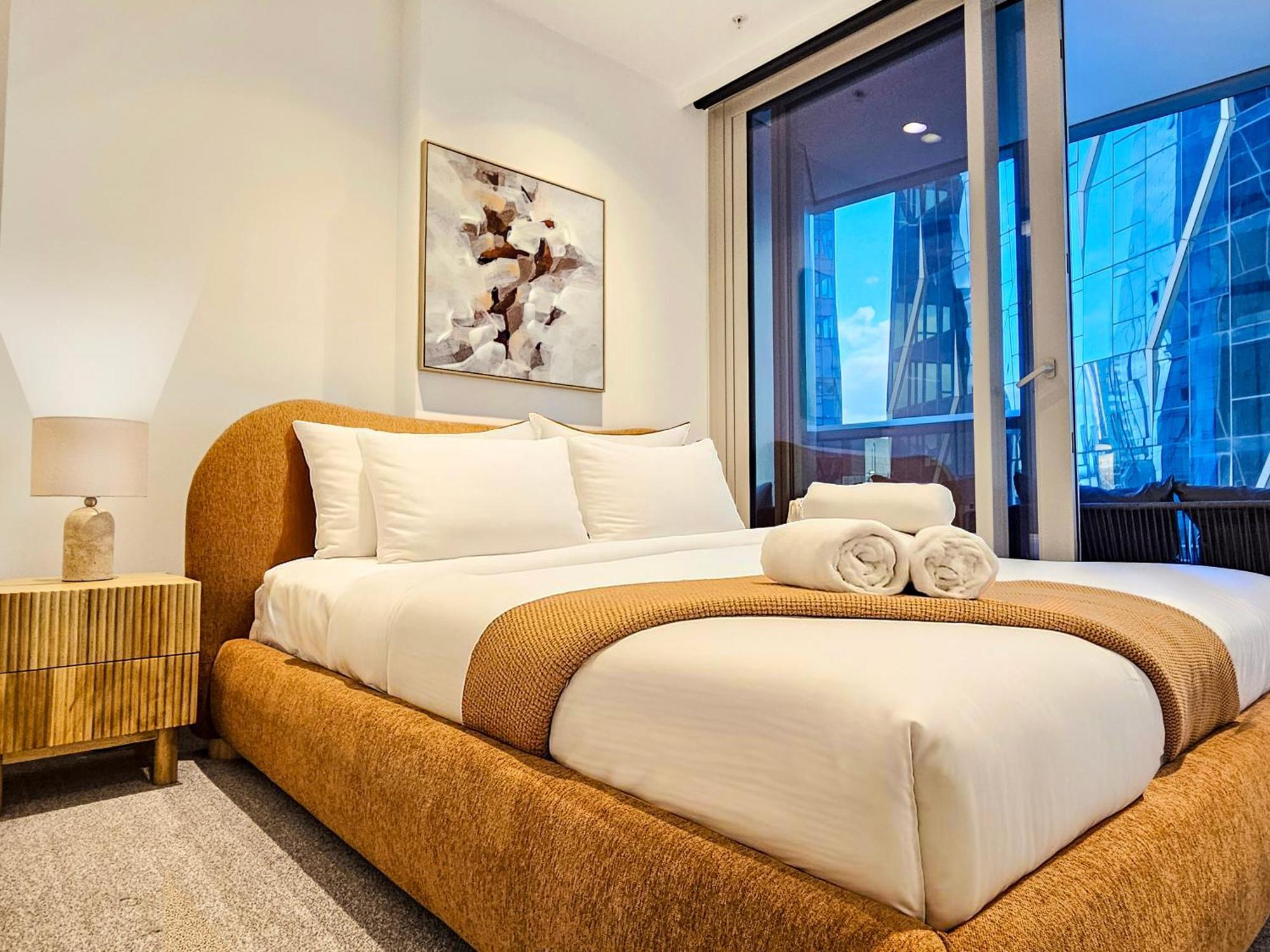 Apartment Bright & Stylish In Location W Pool & Gym Melbourne