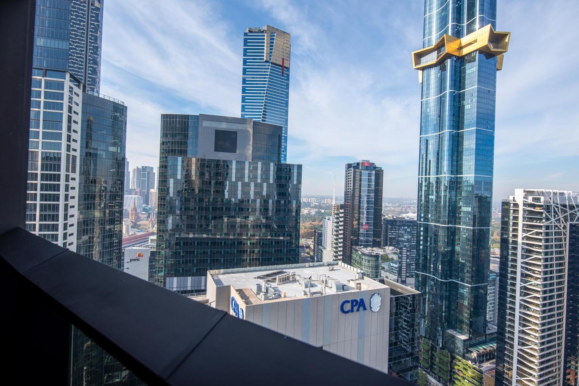 Prima Tower- Two-bedroom With Stunning Views Apartment Melbourne
