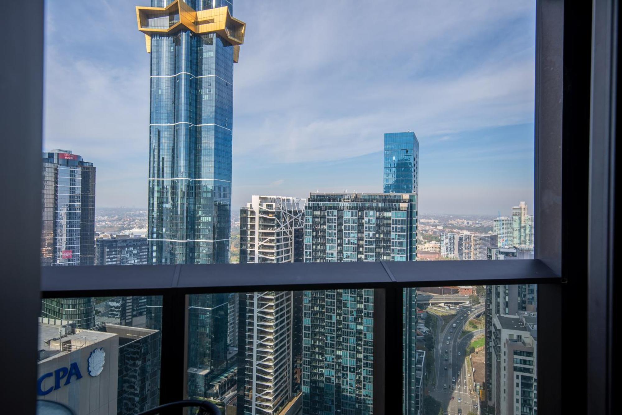Prima Tower- Two-bedroom With Stunning Views