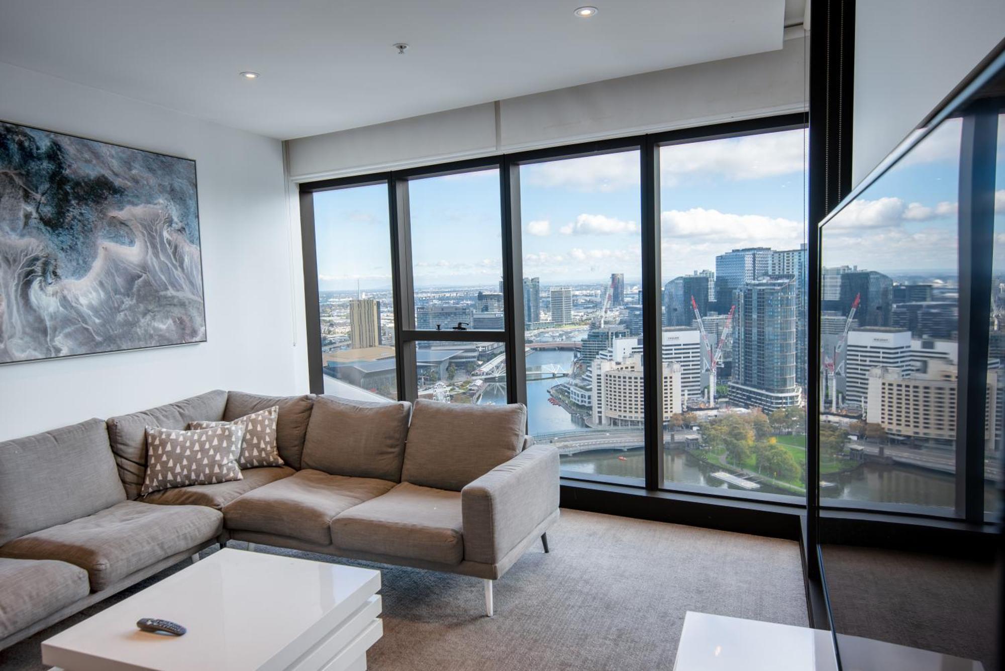 Prima Tower Level 33 With Balcony Apartment