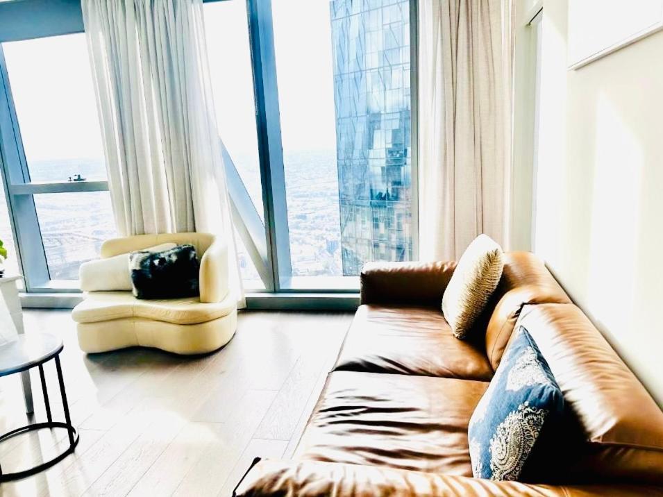Royal Executive Living The Ritzside Grand Residence At West Side Place *