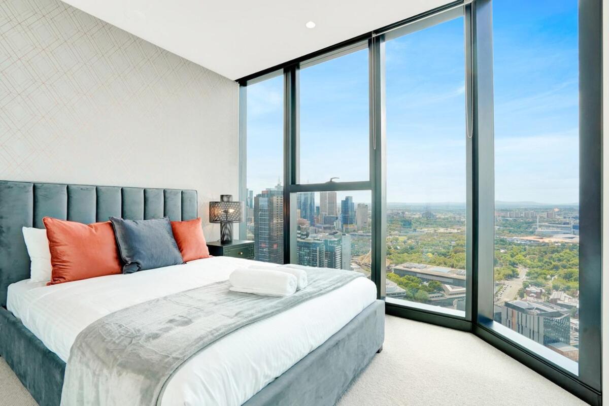 Glamorous 2b Southbank Lv44 #msq44