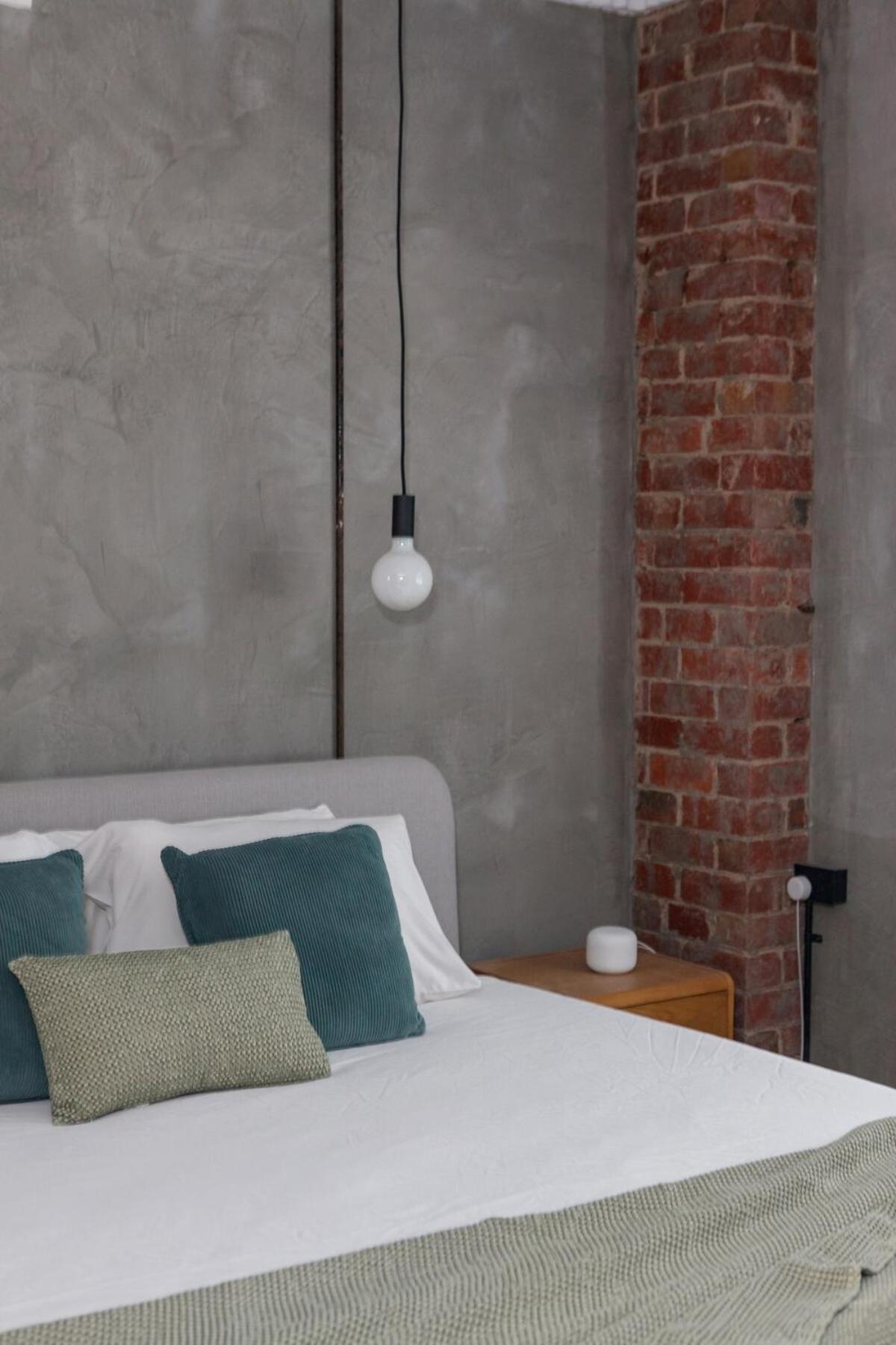 Hidden Beachside Gem In St Kilda By Ready Set Host Apartment *