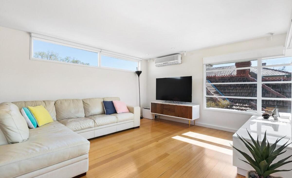 Homestay Unit 3 23 Foster Street St Kilda *