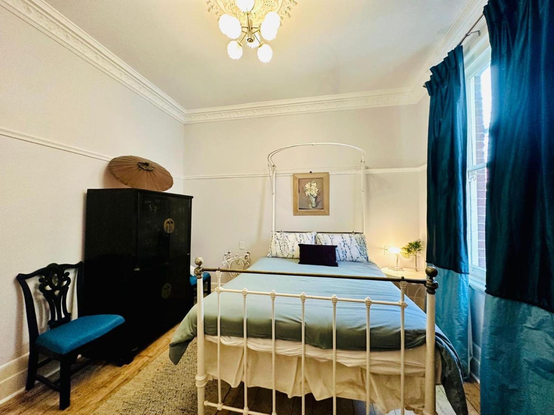 Elwood Eclectic Gem Walk To St Kilda Holiday home Melbourne