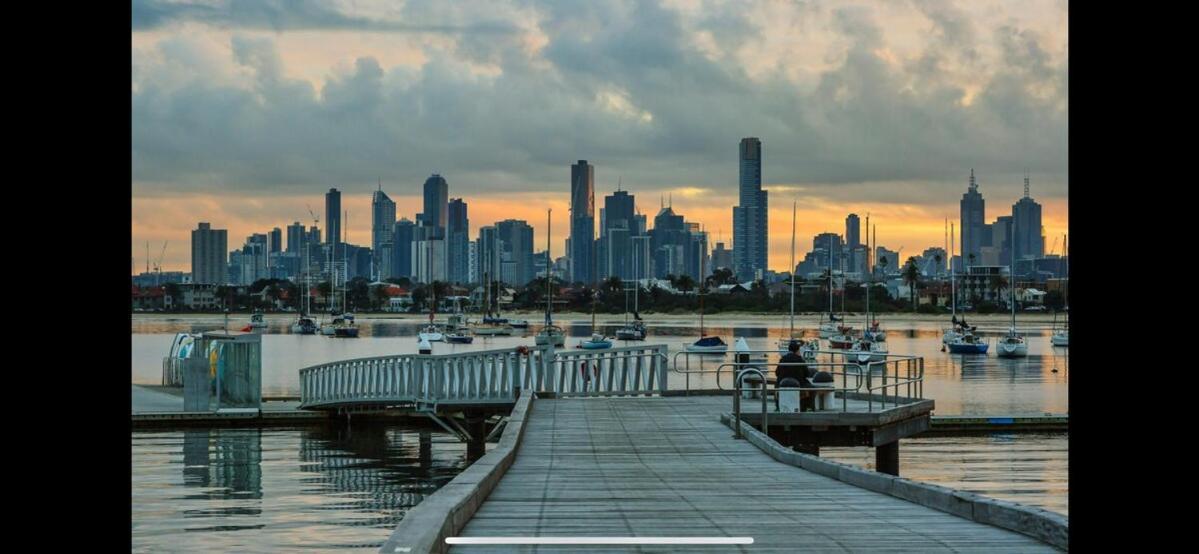 Unit 3 23 Foster Street St Kilda * Melbourne