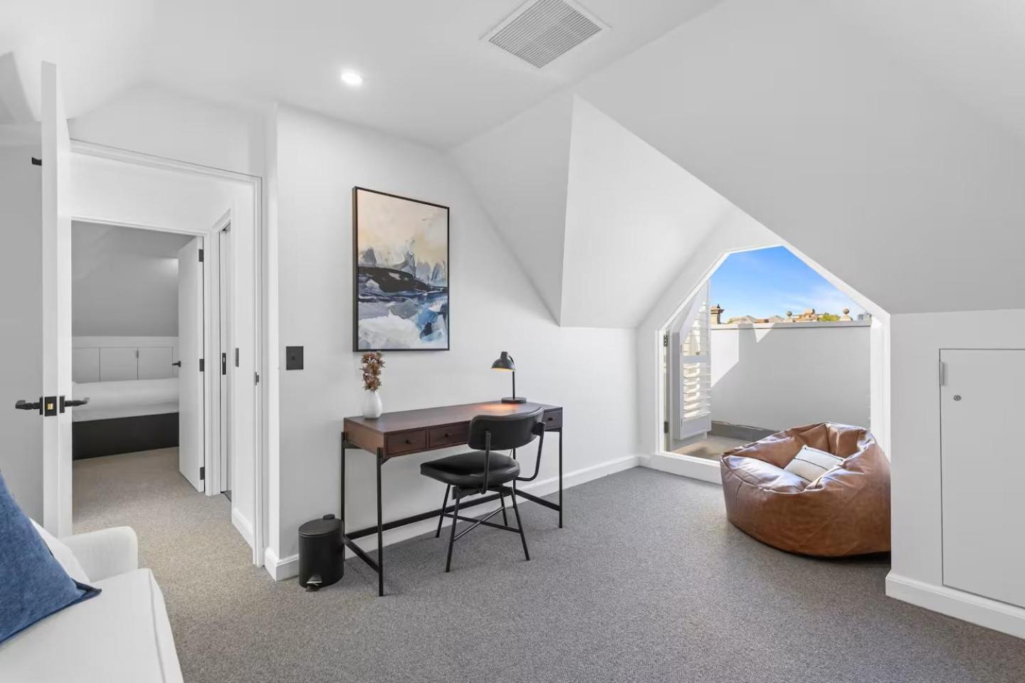Corporate Abode South Yarra By Ready Set Apartment Melbourne