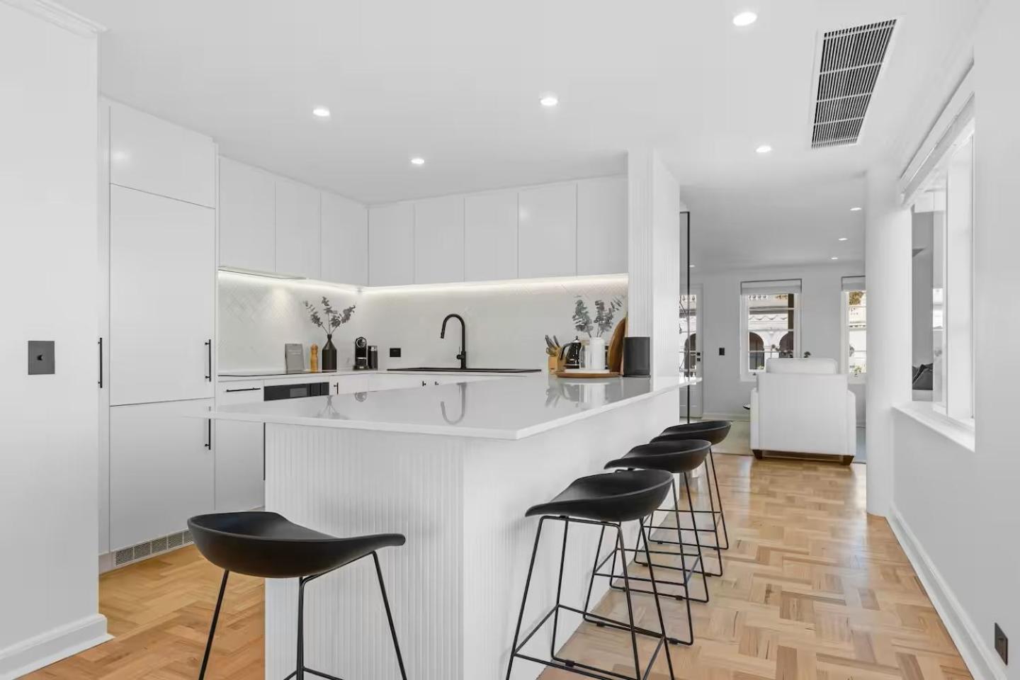 Corporate Abode South Yarra By Ready Set * Melbourne