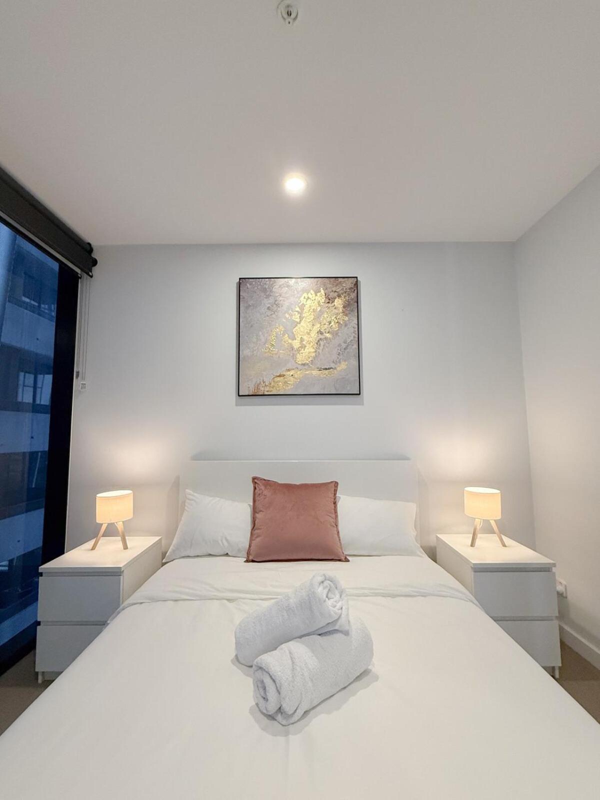 Apartment Modern 2 Bedroom In Cbd Melbourne